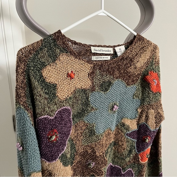 DAVID BROOKS - Hand Knit - Floral Print Sweater - Women’s M - Picture 11 of 12